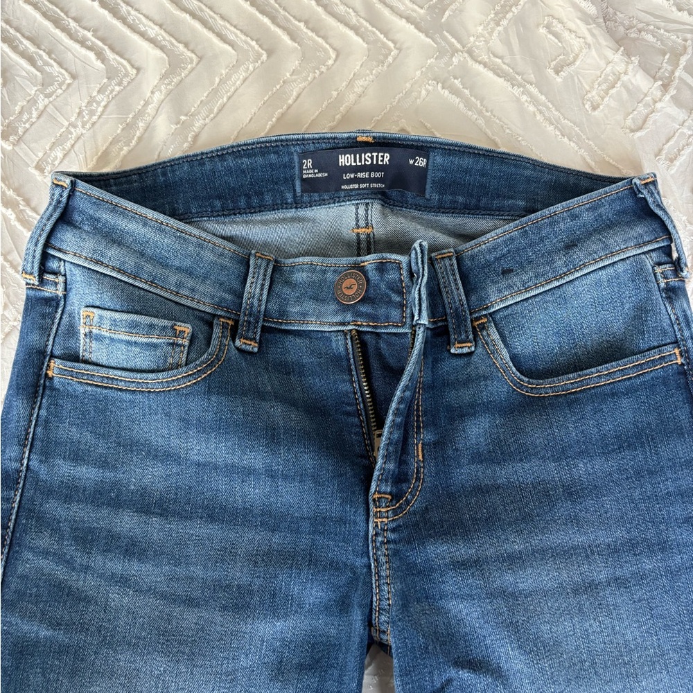 Hollister Women's Blue Low-Rise Jeans